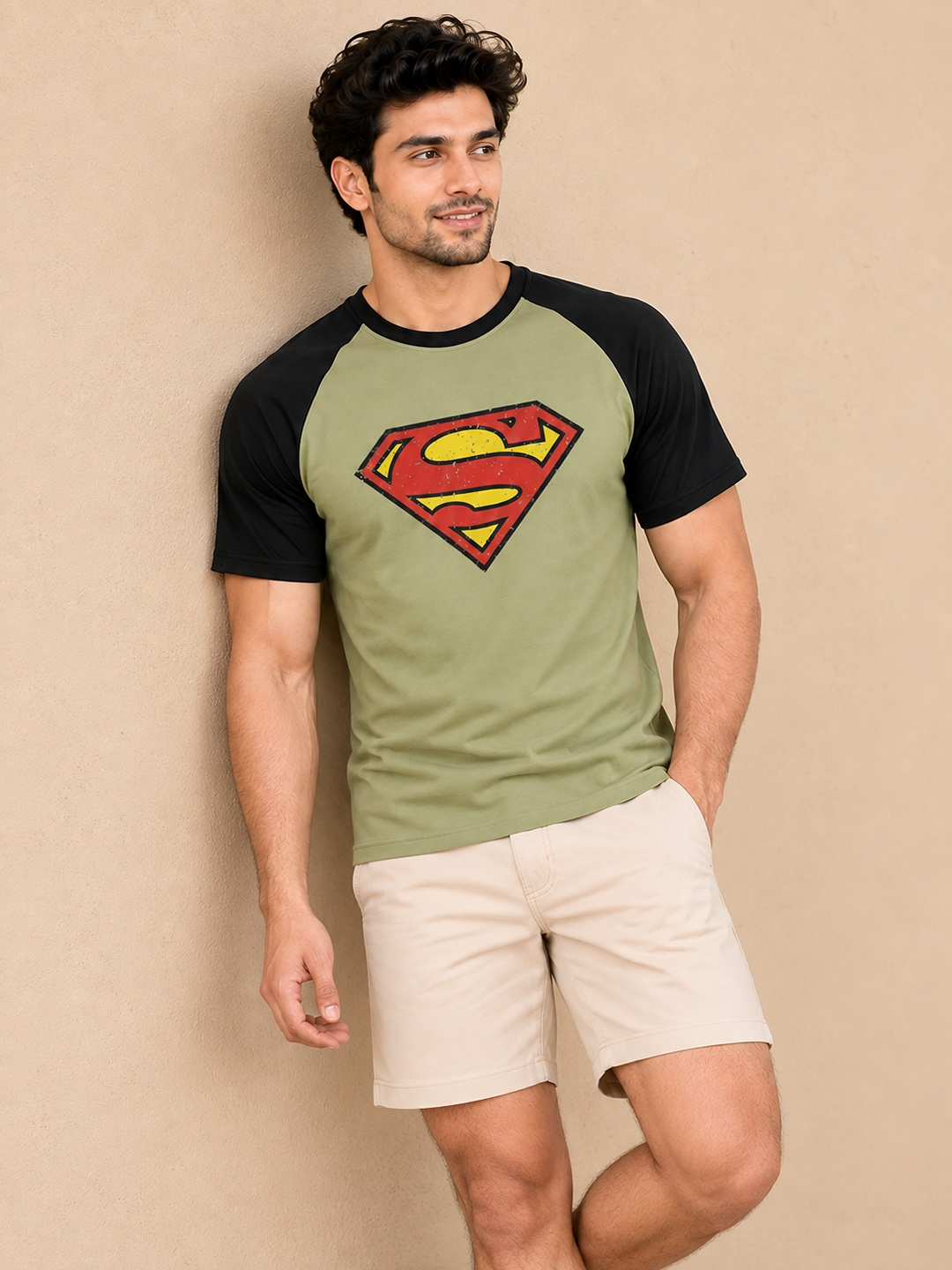 TEDWOODS Men Superman Printed T-shirt (Olive Green & Black)